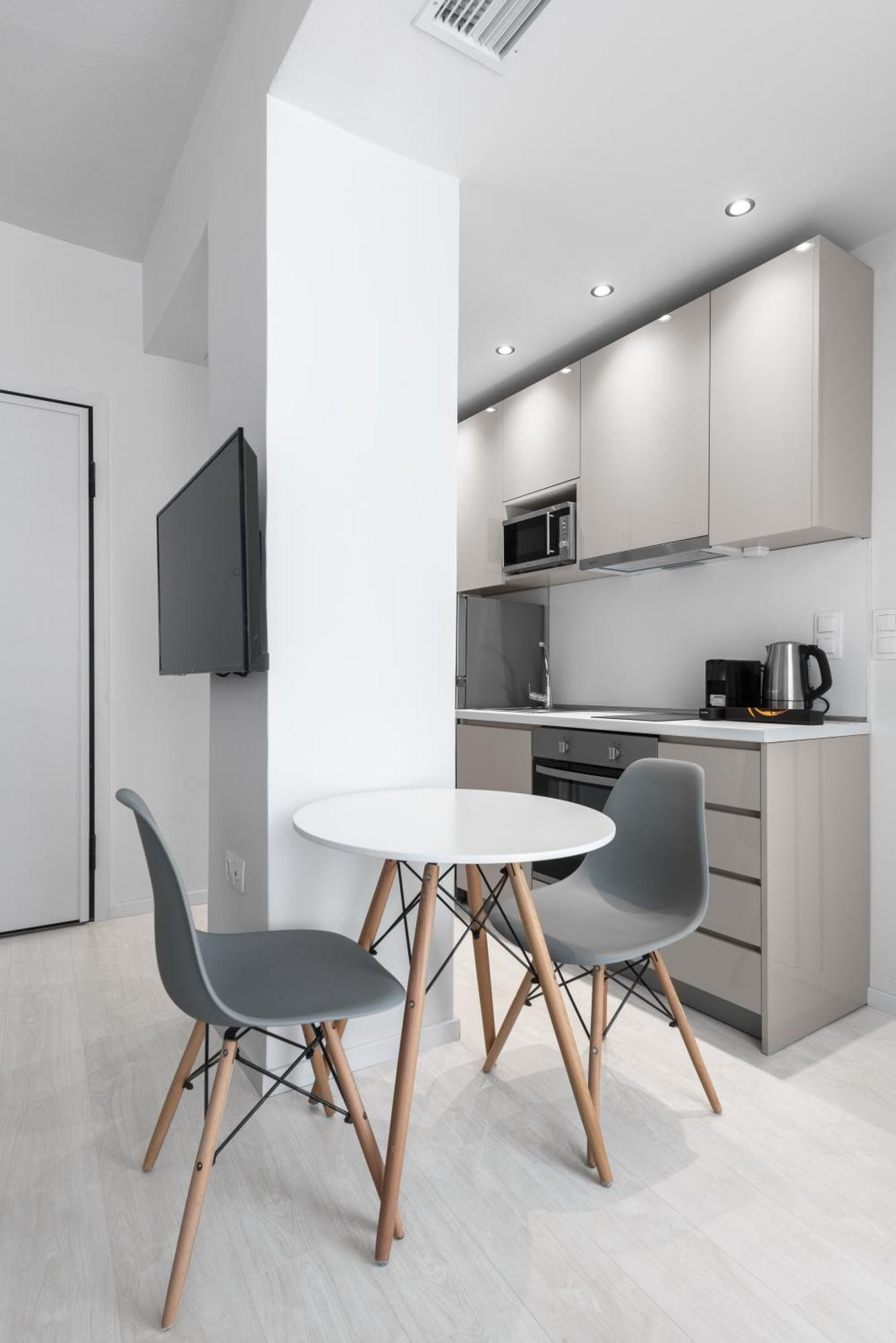 Denizen Boutique Apartments, Nilie Hospitality Mgmt Tesalonika Bagian luar foto